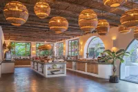 Flamingo Hotel & Spa - Pet Friendly
