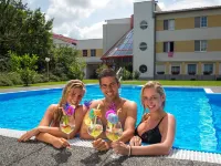 Sporthotel Kurz - Pools