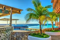 Lands End - Pool