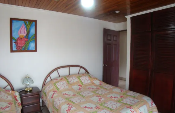 拉瓜里亞套房酒店