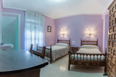 Pensión Virginia by Vivere Stays Hotels in La Armuña