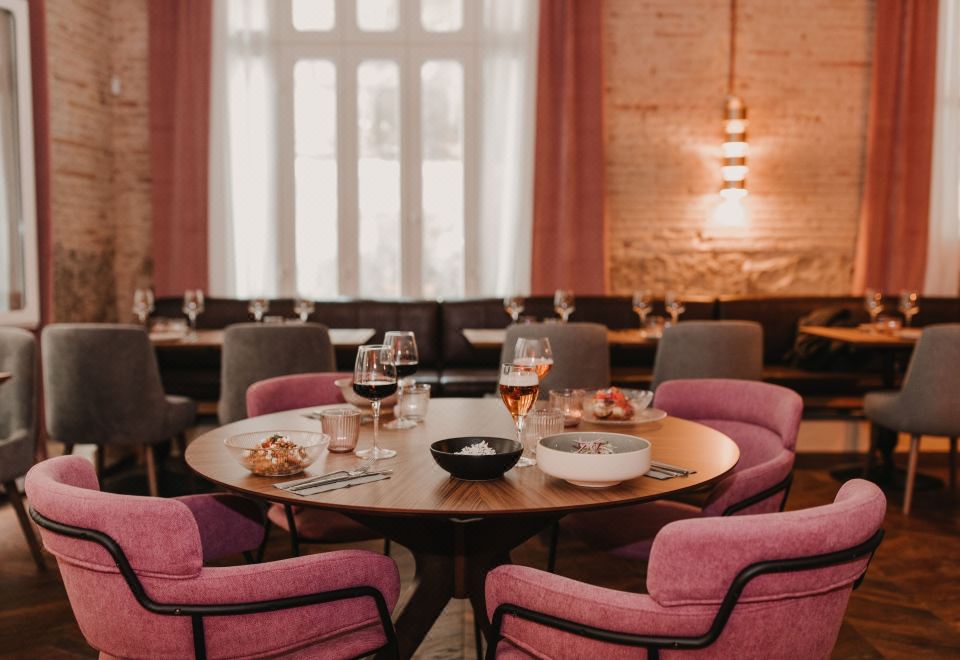 Hotel Le Berger Over view