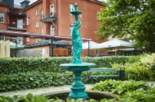 Hotel Bishops Arms Köping Hotéis em 