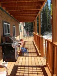 A Hyde Away Inn B&B Hotels in Tok
