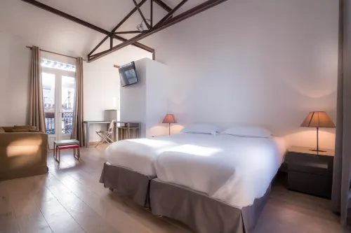 Hotel du Lys - Cho phép mang theo thú cưng