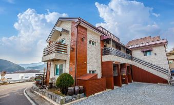 Namhae Oceanview Pension
