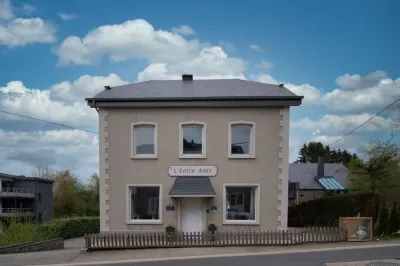 Mansion in Waimes with Sauna and Garden Hotels near Panorama sur les Hautes Fagnes / Hohes Venn