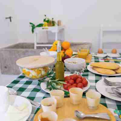 Le2Stanze Dining/Meeting Rooms