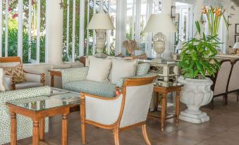 Coral Reef Club