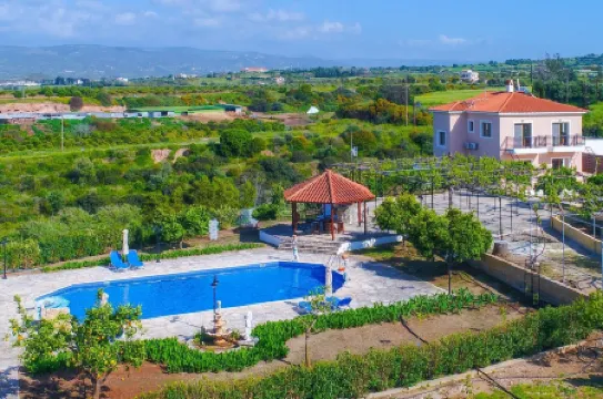 Villa Athina Finiki