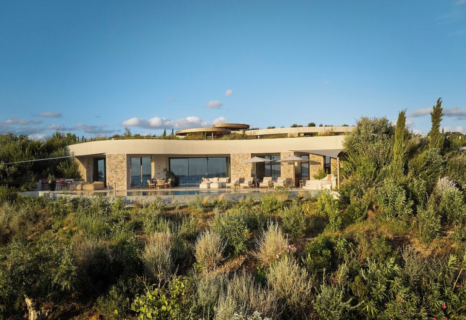 Hotel Mandarin Oriental, Costa Navarino, Exterior, Hotel Exterior