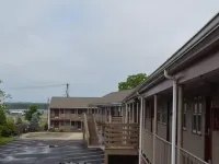 Hyannis Host Inn Hotels in Barnstable