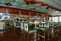 Shade Hotel Manhattan Beach - bar