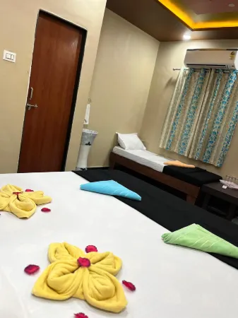 Shree Keshrinandan Home Stay Отели рядом с достопримечательностью «Стейтью Оф Юнити»