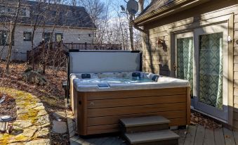 111 Hickory Springs in Wintergreen Resort