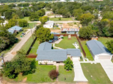 8ベッド 4バス ニアバイ プール ブランコ ワイン トレイル タウン スクエア ブランコのホテル