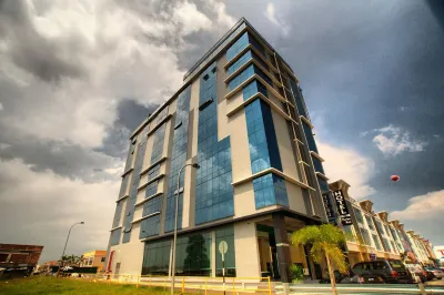 Pariss Hotel Hoteller i Bukit Indah