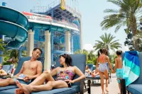 Disneyland Hotel - Resorts