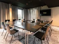 FreshSuites & Bar Hotels in Dachau