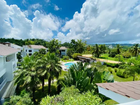 Cozy 3 Bedroom Penthouse in Playa Bonita