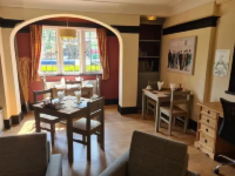 Tudor Lodge Hotel