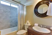 Downtown Single Malt Manor