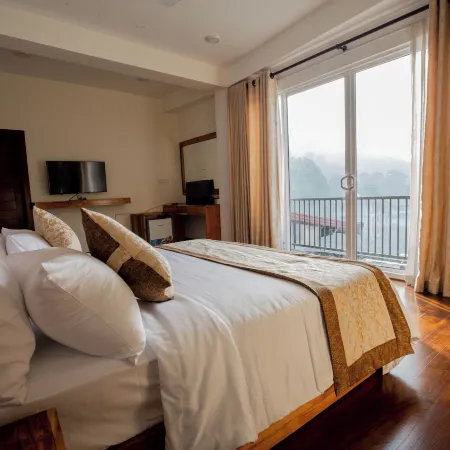 Manthra Leisure