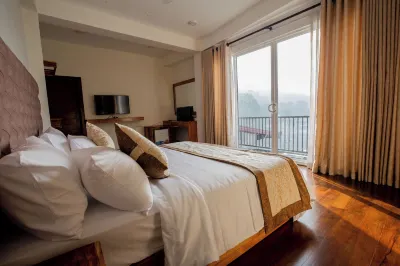 Manthra Leisure Hotels in Тенекумбура