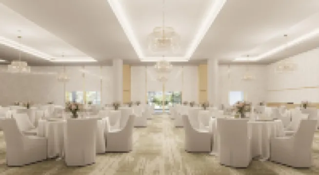 คราวน์ พลาซ่า เชลล์ โคฟ มารีนา บาย IHG