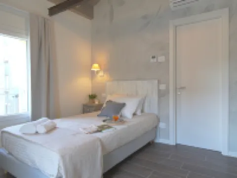 床和巴斯塔 瑞吉歐.艾米里亞酒店