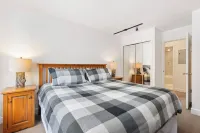 Foxglove 32 by Whistler Premier Hotels in 