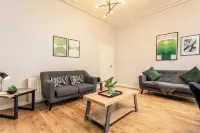 The Annick Suite No1 - Donnini Apartments Hotels in Irvine