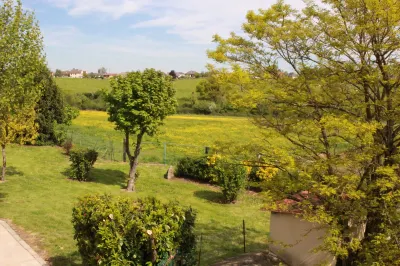Gites de Montvaltin Hotels in Écuisses