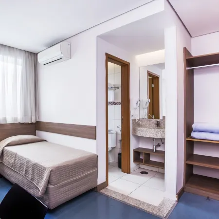 Total Hotel Отели рядом с достопримечательностью «Торговый центр Mega Polo Moda»