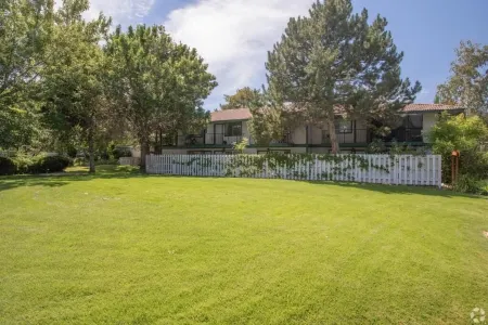 Thunderbird Resort Club Отели в г. Спаркс