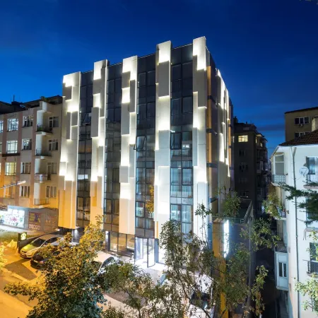 İZZ OTEL