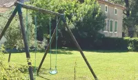 Domaine Castelnaut gîte et château Hotels in Cascastel-des-Corbières