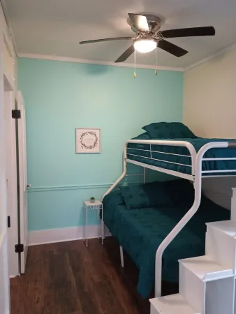 Newly Remodeled 1900 Cottage