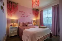 Lilly Pulitzer Inspired 75in TV 1.5 ml Beach Pet Friendly EV Charger Smart Home