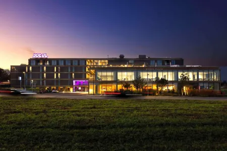 Yotel Geneva Lake Отели в г. Шаван-де-Божи