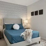 Urban Zen - 4 Bedroom Home - Kennewick