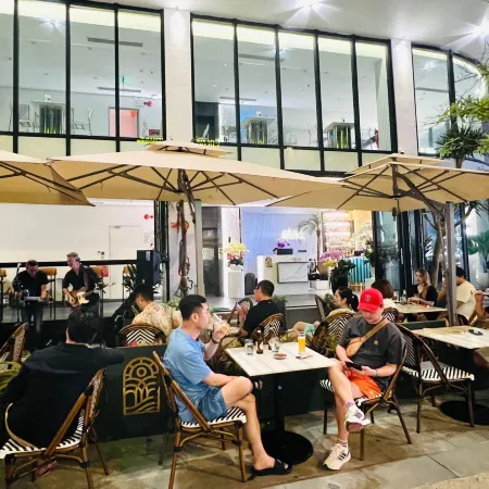PĀMA Boutique Hotel & Bistro