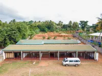 Mango Tree Retreat Отели в г. 