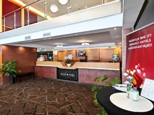 โรงแรมเอเจอร์และปาร์ค