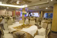 Golden Palace Hotel