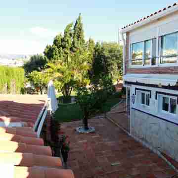 Quiet, cheerful apartment as the crow flies 300m from the beach Hotel Exterior