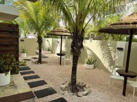 Palapa Suite # 7, walk to Eagle Beach