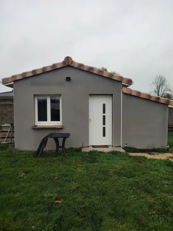 Cosy accommodation south of Toulouse Отели в г. Лонгаж