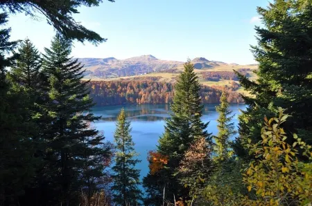 Apartment house in Besse, comfortable. Hiking, fishing, skiing ...