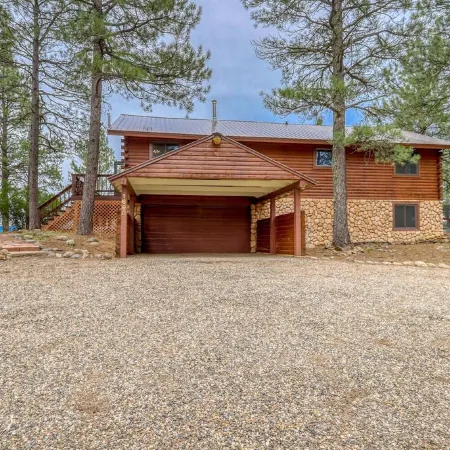 Home with incredible views perfect for large groups